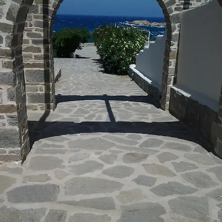 Marina Paros